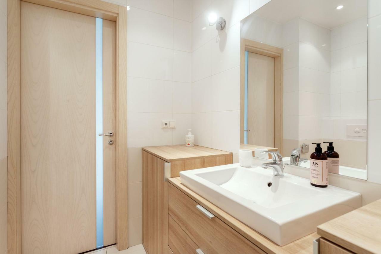 וילנה Zalgirio Apartment מראה חיצוני תמונה